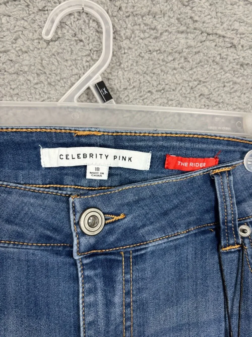 Celebrity Pink The Rider Crop Jeans Plus  Mid-Rise Skinny Pants Blue  18 NWT's - Picture 5 of 7